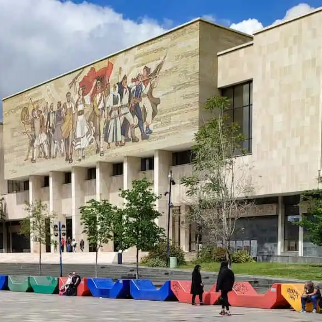 Vale la pena visitare Tirana - Guida cosa vedere a Tirana in un giorno