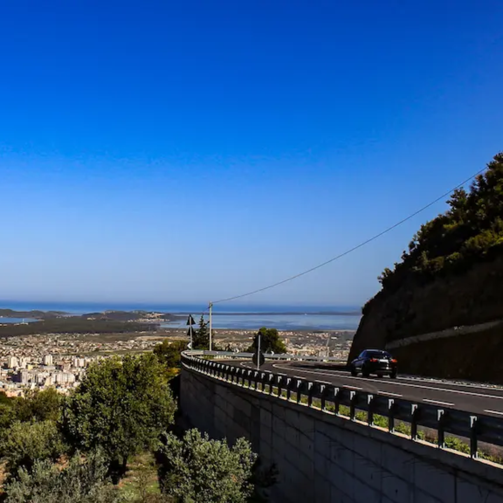 Guidare in Albania. Consigli